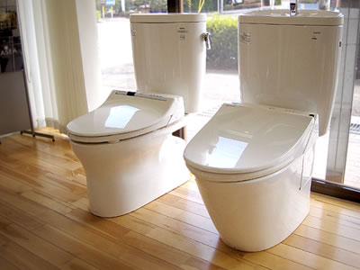 TOTOのトイレ　ピュアレストEX設置例