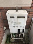 給湯器　交換前