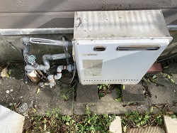 給湯器　交換前