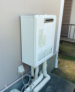 給湯器　交換前