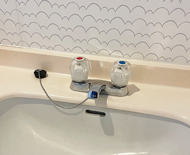 施工前 洗面水栓