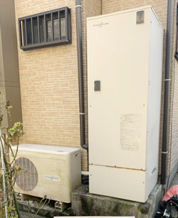 施工前：エコキュート 