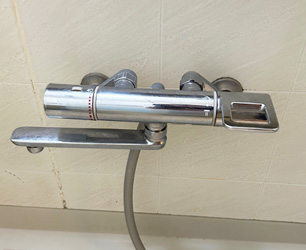 施工前：浴室用シャワー水栓 