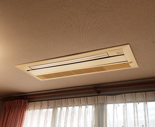 施工前:天井カセットエアコン