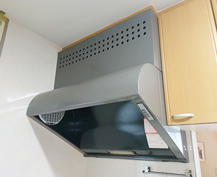 施工前:レンジフード
