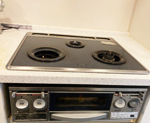 交換前　コンロ