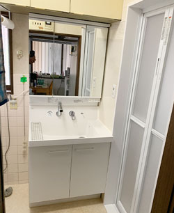 交換前　洗面台 