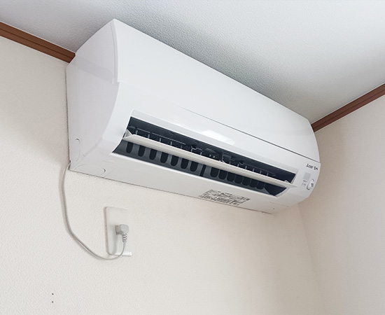 施工後：壁掛ルームエアコン　三菱電機　MSZ-AXV2225-W(MSZ-AXV2225-W-IN+MUZ-AXV2225)