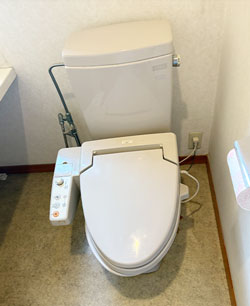 トイレ　交換前