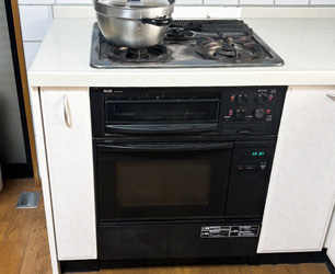 施工前：ガスコンロ 