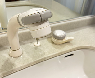 洗面水栓施工前