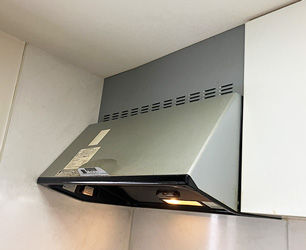 交換前　レンジフード