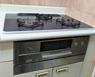 交換前　コンロ