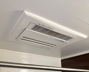 施工前:浴室暖房乾燥機