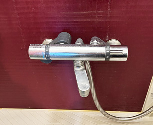 交換前　浴室水栓 