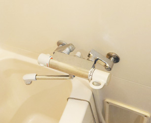 交換前 浴室水栓