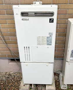 給湯器　交換前 