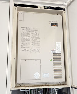 給湯器　交換前