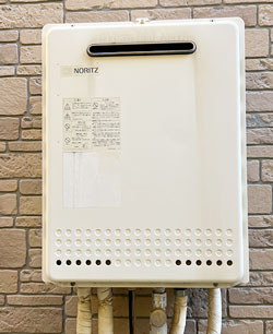 交換前　給湯器