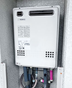 交換前　給湯器