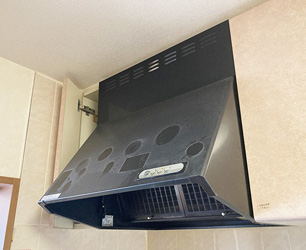 施工前:レンジフード