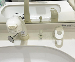 施工前洗面水栓