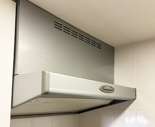 施工前:レンジフード