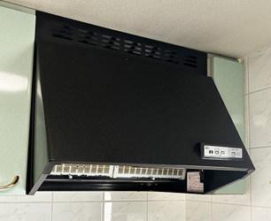 施工前：レンジフード