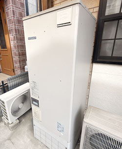 施工前：エコキュート 