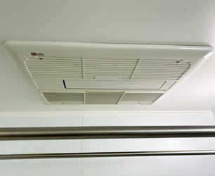 交換前　浴室乾燥機