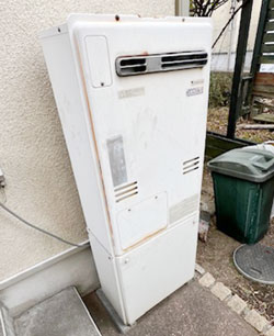 給湯器施工前