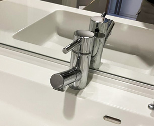 洗面水栓施工前