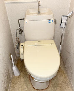 交換前　ウォシュレット