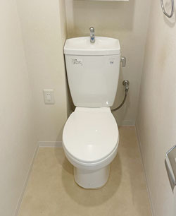 交換前　トイレ