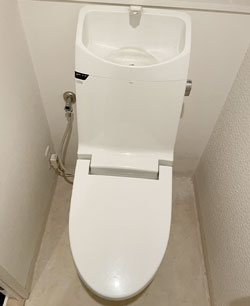 交換前　トイレ