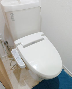 交換前　ウォシュレット