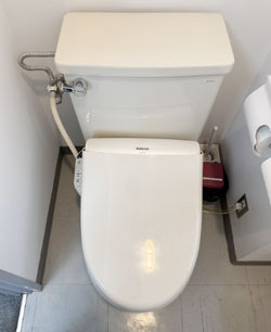施工前：ウォシュレット