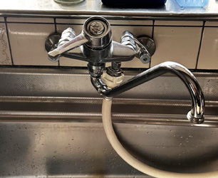 交換前　キッチン水栓