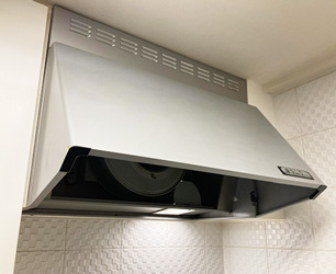 施工前：レンジフード