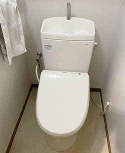 施工前:ウォシュレット