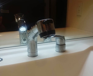 施工前:洗面水栓