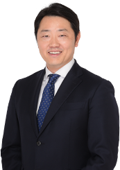 サンリフレホールディングス代表取締役 栗原 将