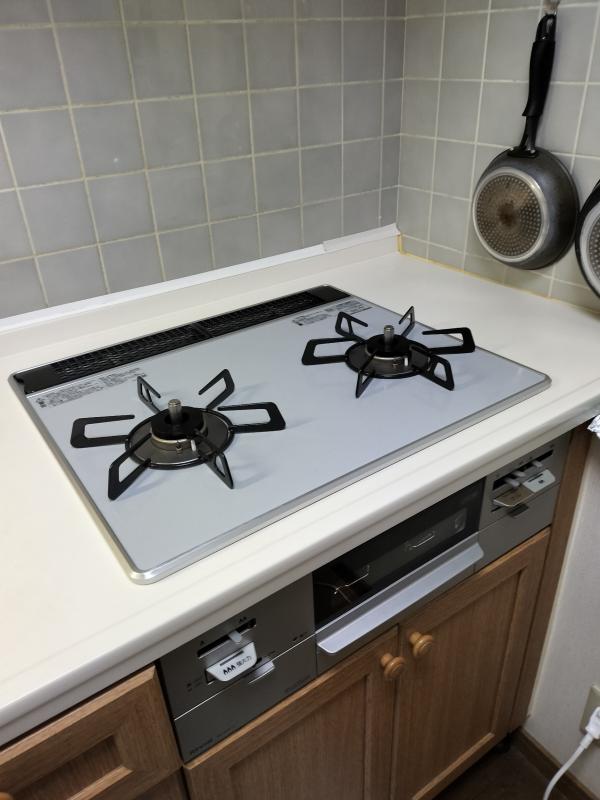 Rinnai RS21W28P12TVL-13A 標準設置工事セット ライトグレー SAFULL ビルトインガスコンロ(都市ガス用・2口・左強火力タイプ・幅60cm) 標準設置工事セット Rinnai RHS21W28P12TGAVR-13A ライトグレー