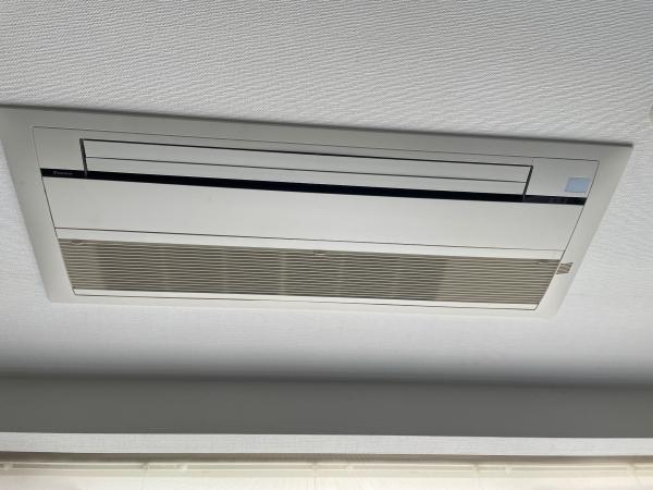 DAIKIN ルームエアコン（天井埋込型） 天井埋込カセット形シングルフロータイプ 製品仕様 | ハウジング