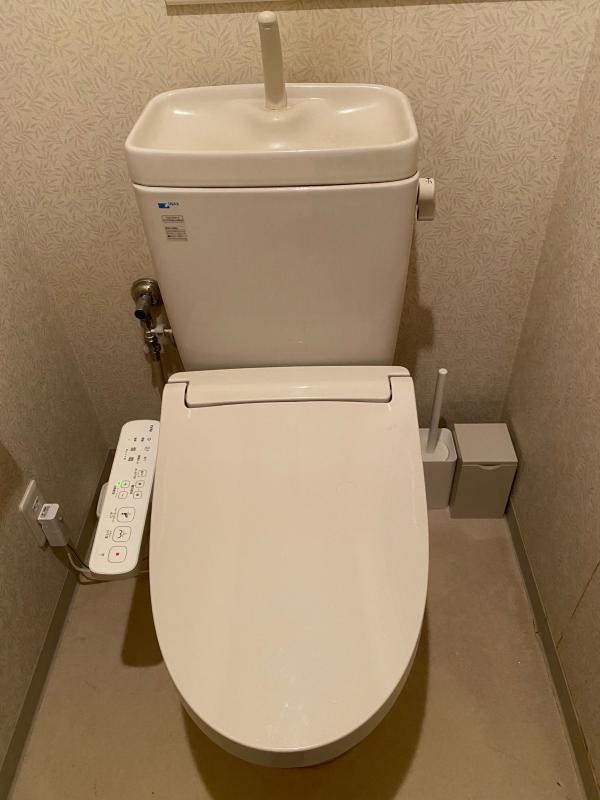 LIXIL(INAX) シャワートイレ便座交換｜最大59％OFF