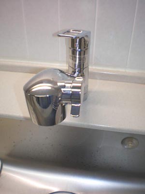 Toto 清水器兼用混合水栓 Tkhg38pjx 交換できるくん