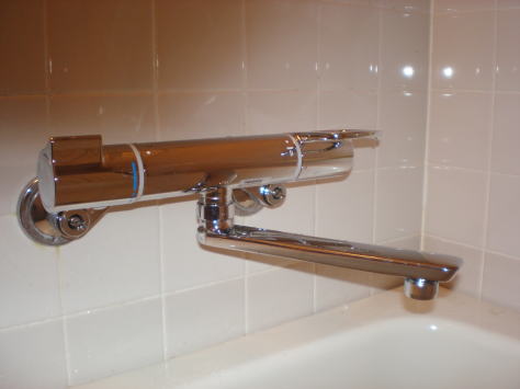 東京都稲城市 蛇口交換 浴槽専用水栓 Tmhg40a 交換できるくん