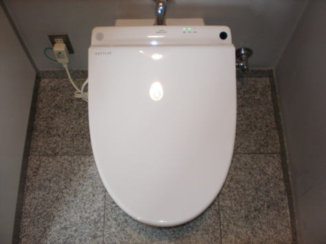 東京都墨田区｜TOTO ウォシュレット アプリコットFシリーズ F5