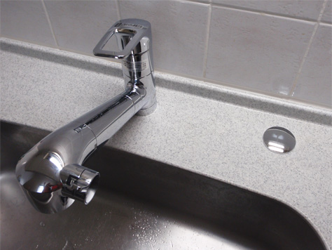 【新品】TOTO　浄水器内蔵 シングル混合栓 TKGG38EHV1 TKHG38PERX シングルレバー混合栓 浄水器内蔵 1個 TOTO 【通販
