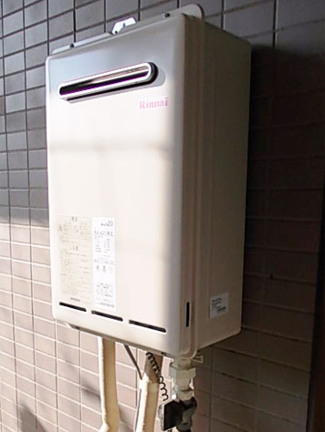 RUX-A2010W-E りん リンナイ 都市ガス用 給湯器　2016年3月製造 RUX-A2010W-E りん リンナイ 都市ガス用 給湯器 2016年3月製造